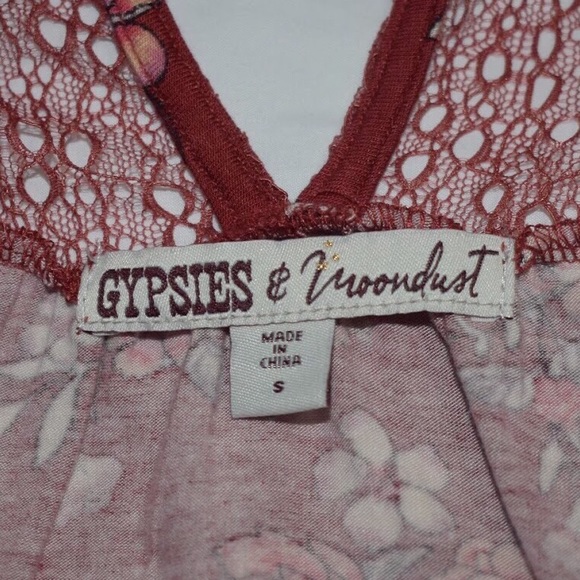 Cold Shoulder Orange Floral Top NWT - Picture 5 of 6